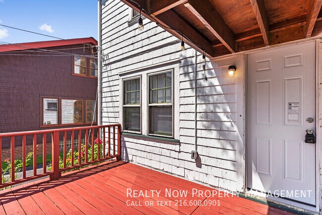 Building Photo - 3276 Tullamore Rd