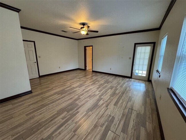 Building Photo - 5054 Old Goforth Rd