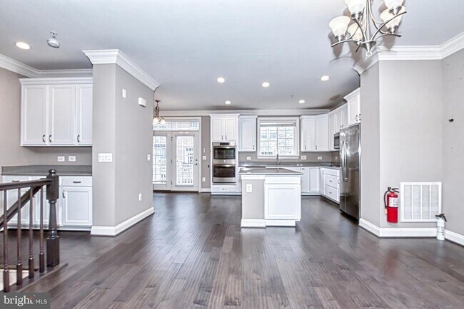 Building Photo - 4302 Edosomwan Ln