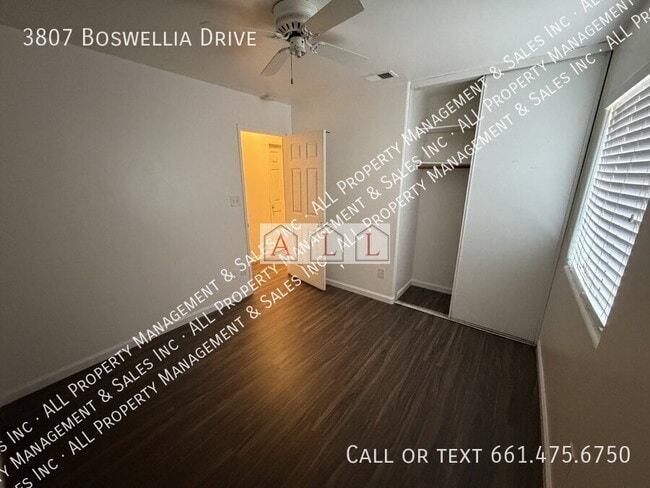 Building Photo - 3807 Boswellia Dr