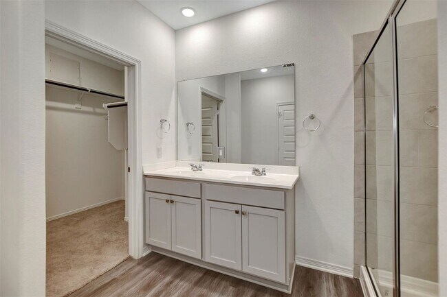 Building Photo - 16719 Rover Ln