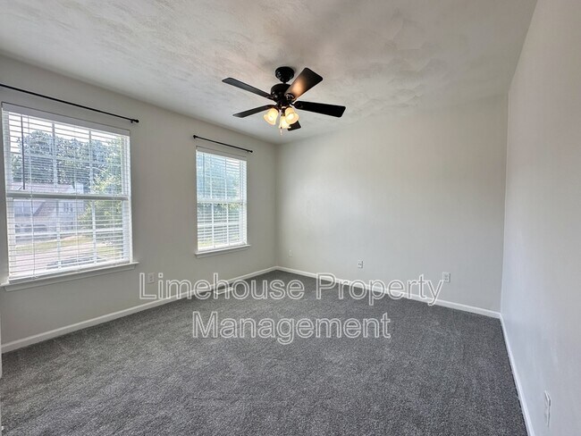 Building Photo - 4412 Valera Ct