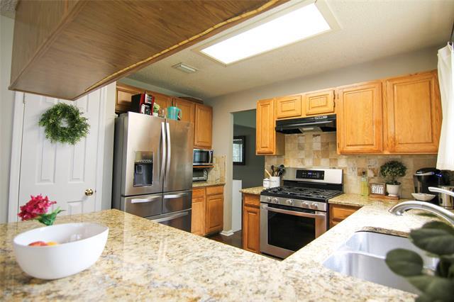 Building Photo - 1537 Yaggi Dr