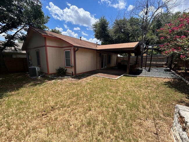 Building Photo - 13111 Pollard Dr