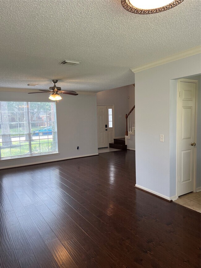 Building Photo - 10018 Storm Meadow Dr