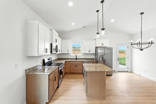 Building Photo - 1108 Mission Dr