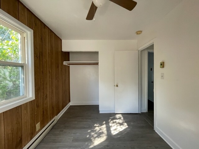 Building Photo - 1902 S Walnut St