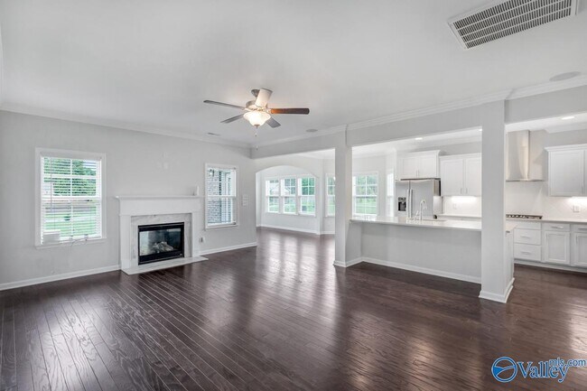 Building Photo - 8023 Bellows Br SW