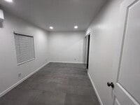 Building Photo - beautiful completely redone property ready to accept long term tenants