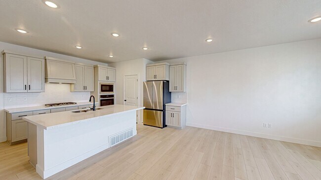 Building Photo - *No Security Deposit Required Upfront for 6 Months!  2024 Townhome. Move In Special!