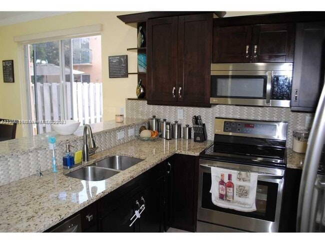 Building Photo - 16102 NW 22nd St