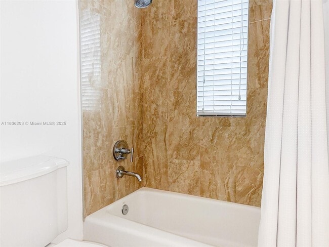 Building Photo - 10170 SW 75th Pl