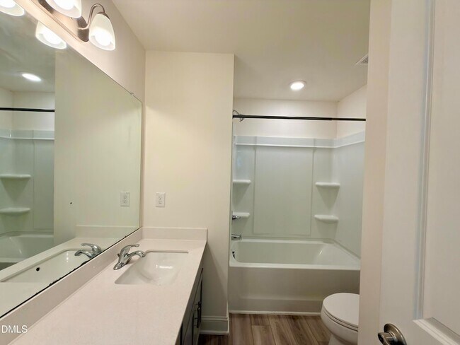 Building Photo - 4201 Little Fellow Ln