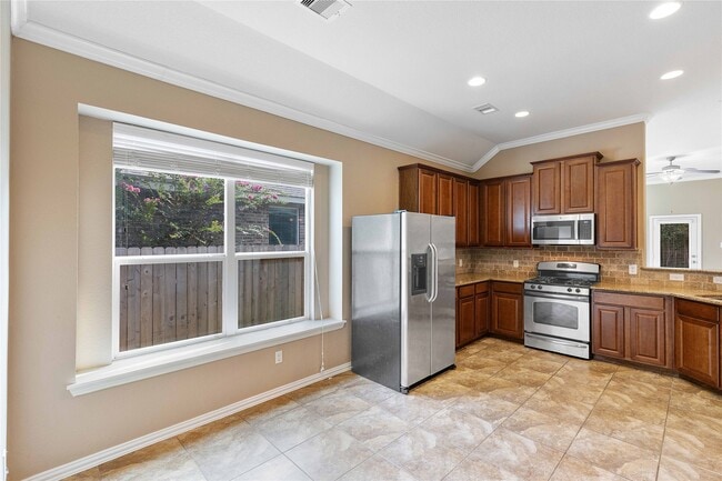 Building Photo - 13814 McKinney Creek Ln