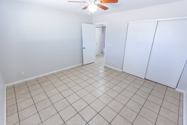 Building Photo - 1309 N Arbor Ave