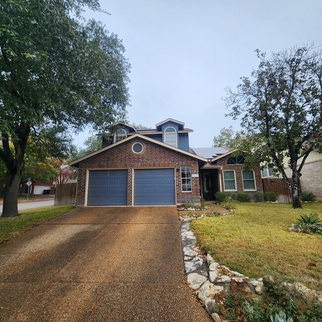 Building Photo - 14038 Fairway Oaks