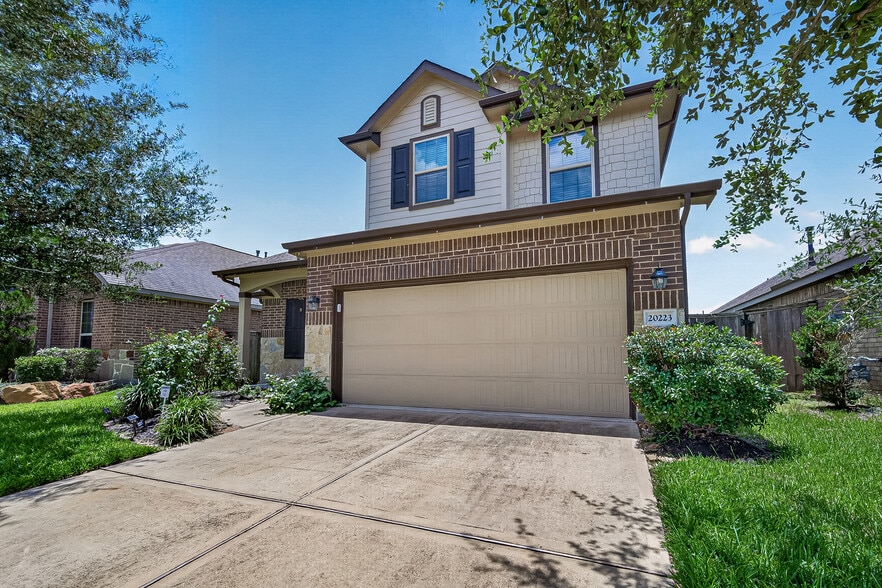 Building Photo - 20223 Highfield Park Dr