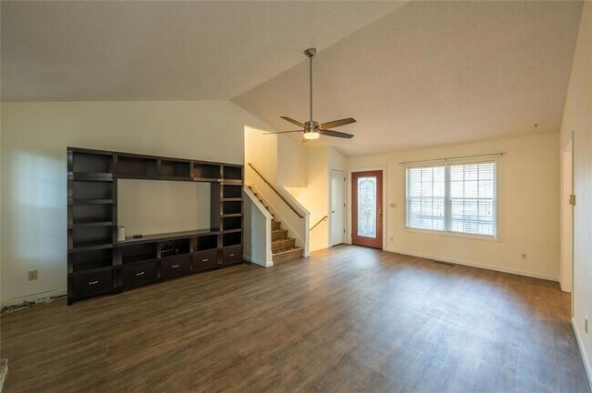 Building Photo - 3086 Cynthia Ct