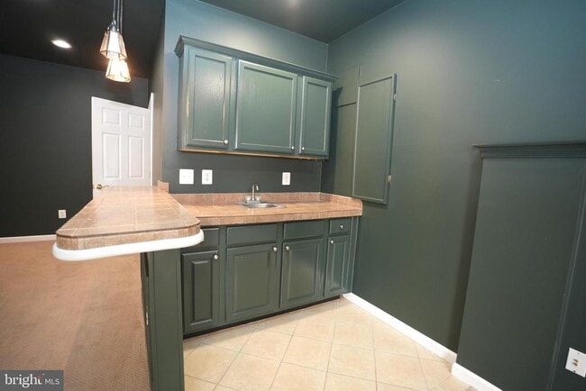 Building Photo - 23293 Misty Pond Ln