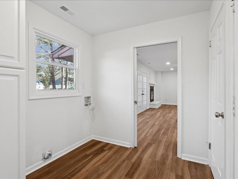 Building Photo - 112 Winder Rd