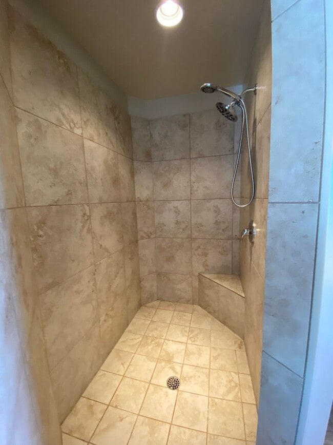 Building Photo - Gorgeous Home with HUGE backyard and play-set.