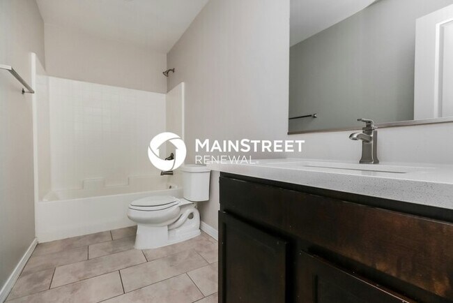 Building Photo - 3 Bedroom Pet-Friendly Home in Phoenix, AZ...