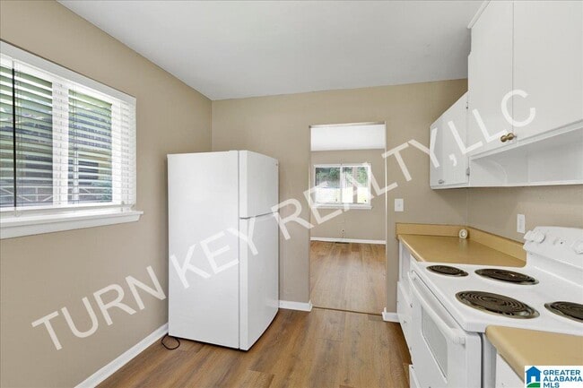 Building Photo - 521 Crumly Chapel Rd