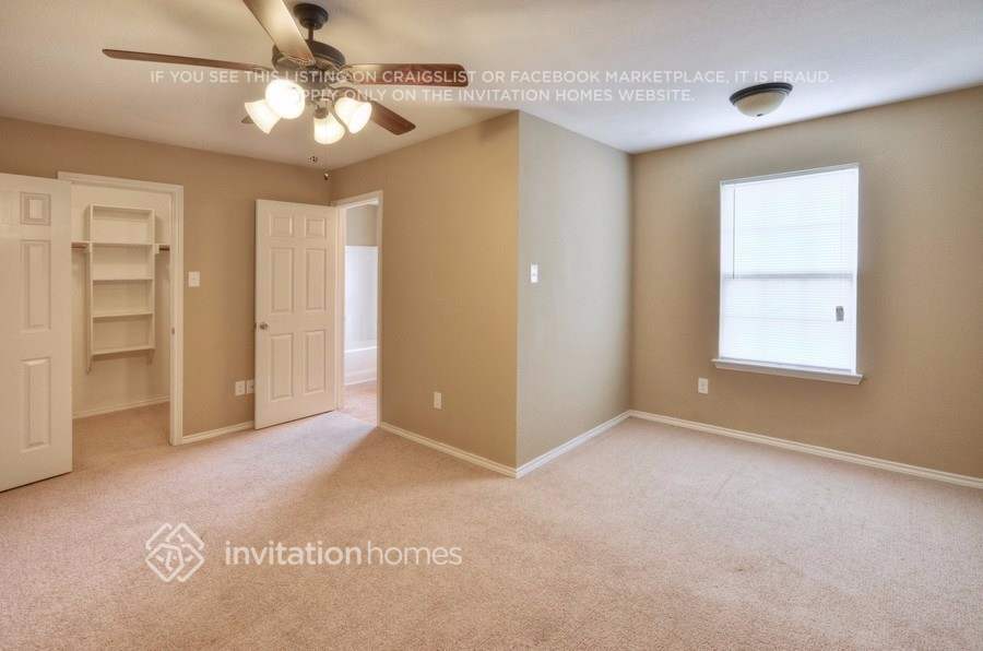 Building Photo - 15614 Gatsby Ln