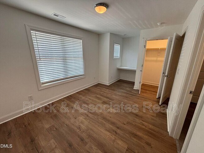 Building Photo - 5710 Parker Pnes Ct