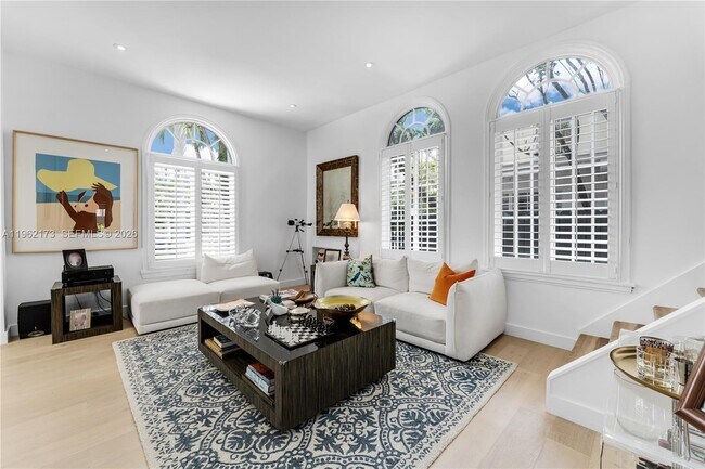 Building Photo - 1826 Fairhaven Pl