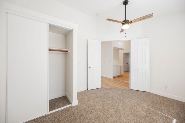 Building Photo - Henderson Single Story with Private Pool and RV Gate