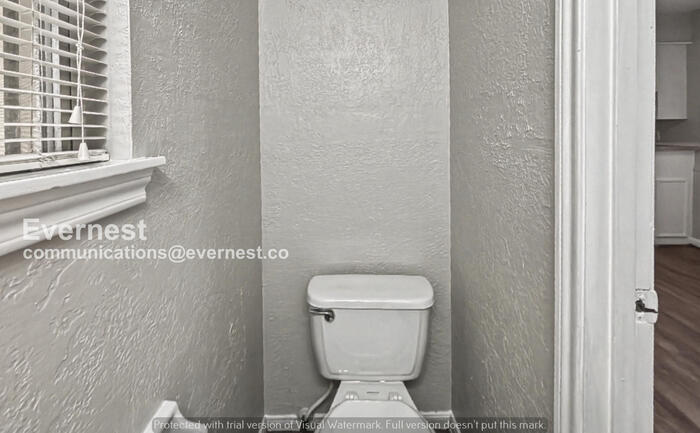 Building Photo - 14142 Burke Forest Dr