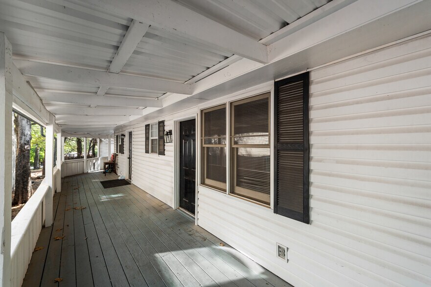 Building Photo - 123 Folly Beach Dr