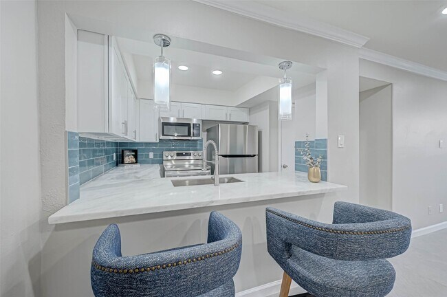 Building Photo - 925 Wax Myrtle Ln