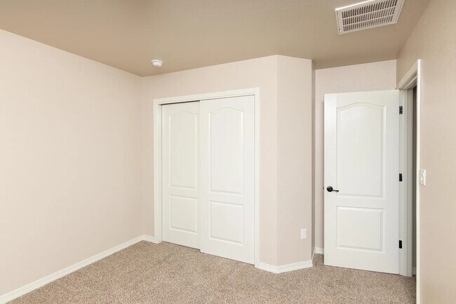 Building Photo - 14705 Bobby Joe Hill