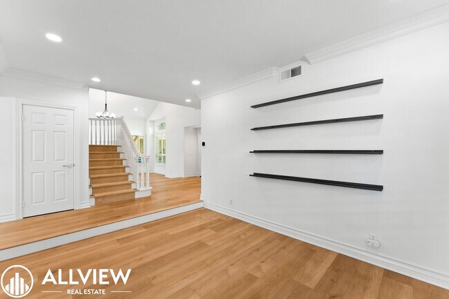 Building Photo - Luxury Living in the Prestigious Guard-Gated Community of Dove Canyon