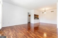 Building Photo - 1 Markham Rd