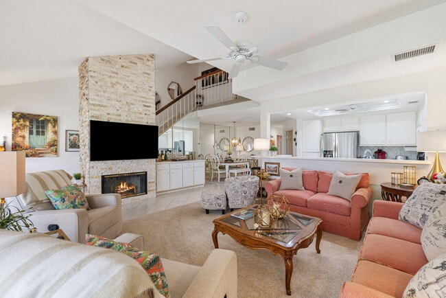 Building Photo - 41484 Woodhaven Dr W
