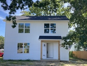 Building Photo - 3514 Moffat Rd