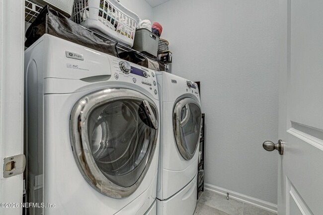 Building Photo - 124 Pine Bluff Dr