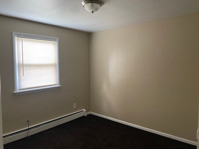 Building Photo - 1125 N Highland Ave