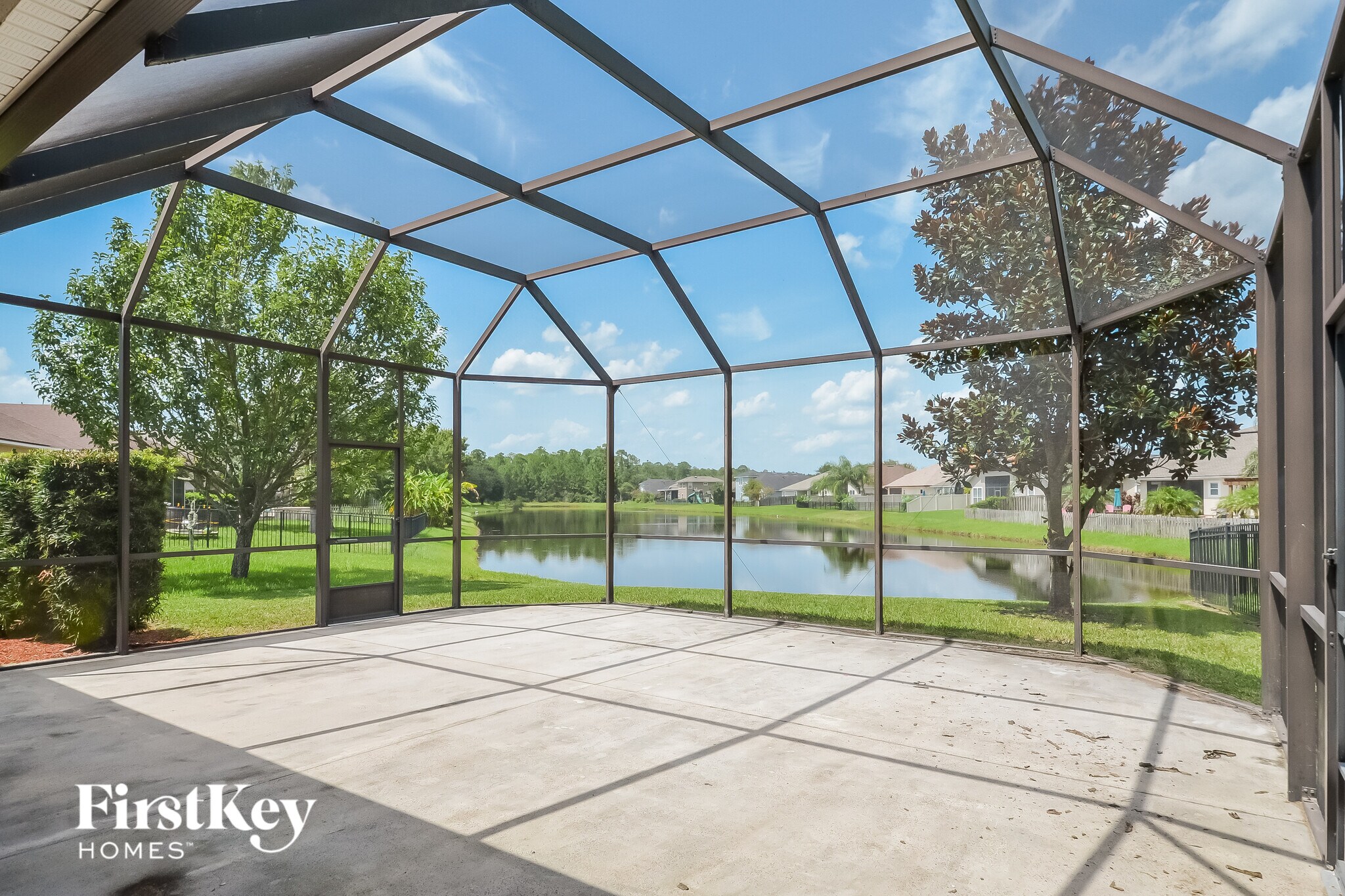 Building Photo - 14744 Falling Waters Dr