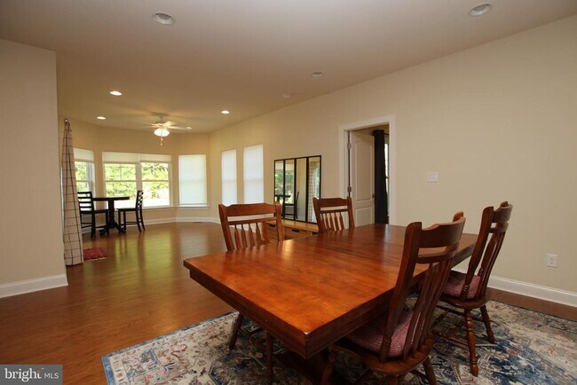 Building Photo - 29910 Timber Ridge Ct