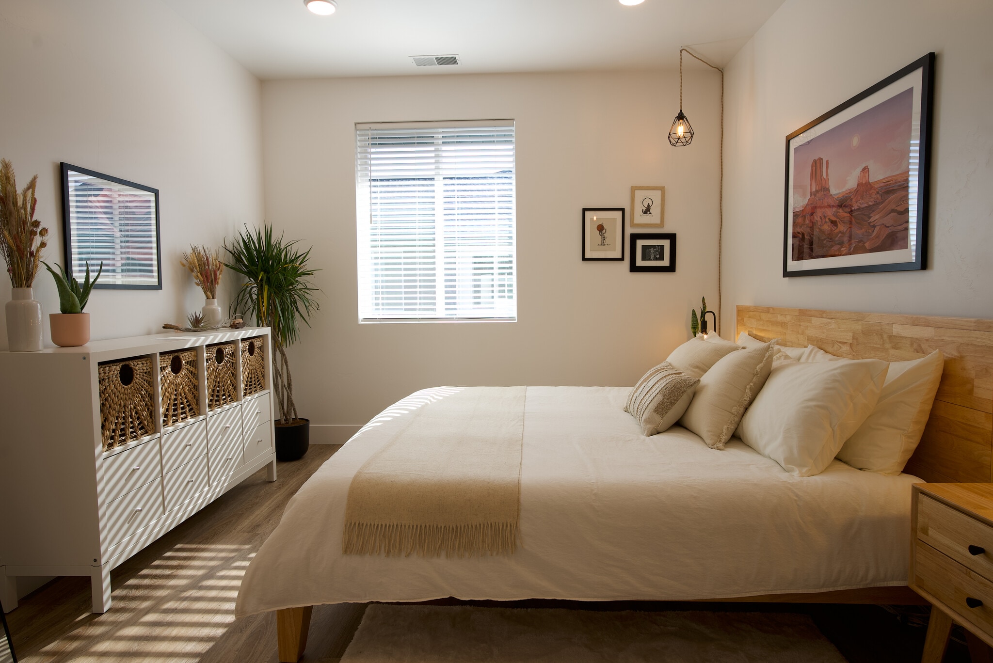 Primary Bedroom - 525 N 1st St