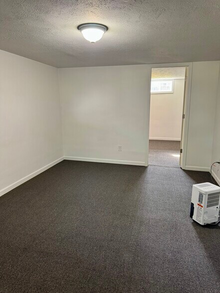 Building Photo - 1505 Kirkwood Blvd
