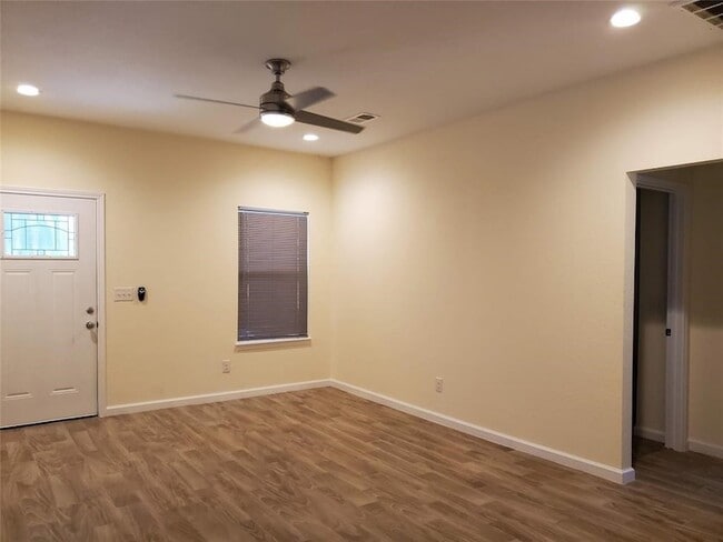 Building Photo - 16817 W Dounreay St