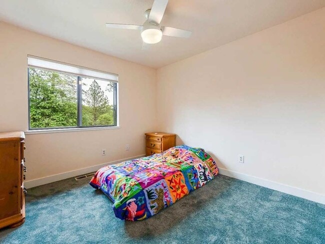 Building Photo - 3 bedroom, 2 bath home in Lake Wildwood, Penn Valley, CA 95946