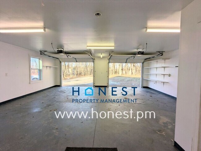 Building Photo - 20 Lexi Ln