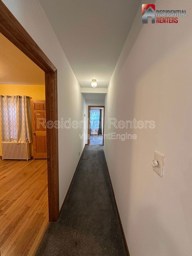 Building Photo - 1320 Wilson Dr
