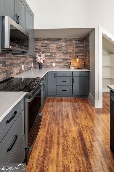 Building Photo - 200 Barrett St